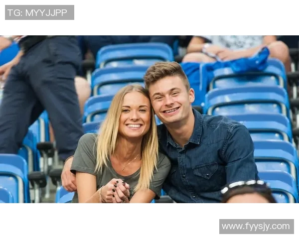 足球明星莱万的妻子如何支持丈夫的职业生涯与家庭生活的平衡之道 足球明星莱万的妻子如何支持丈夫的职业生涯与家庭生活的平衡之道