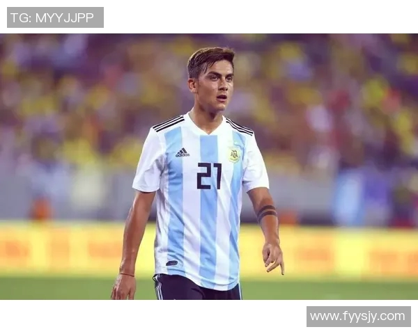 颜值与实力并存的足球明星们展现魅力与风采的精彩瞬间 颜值与实力并存的足球明星们展现魅力与风采的精彩瞬间